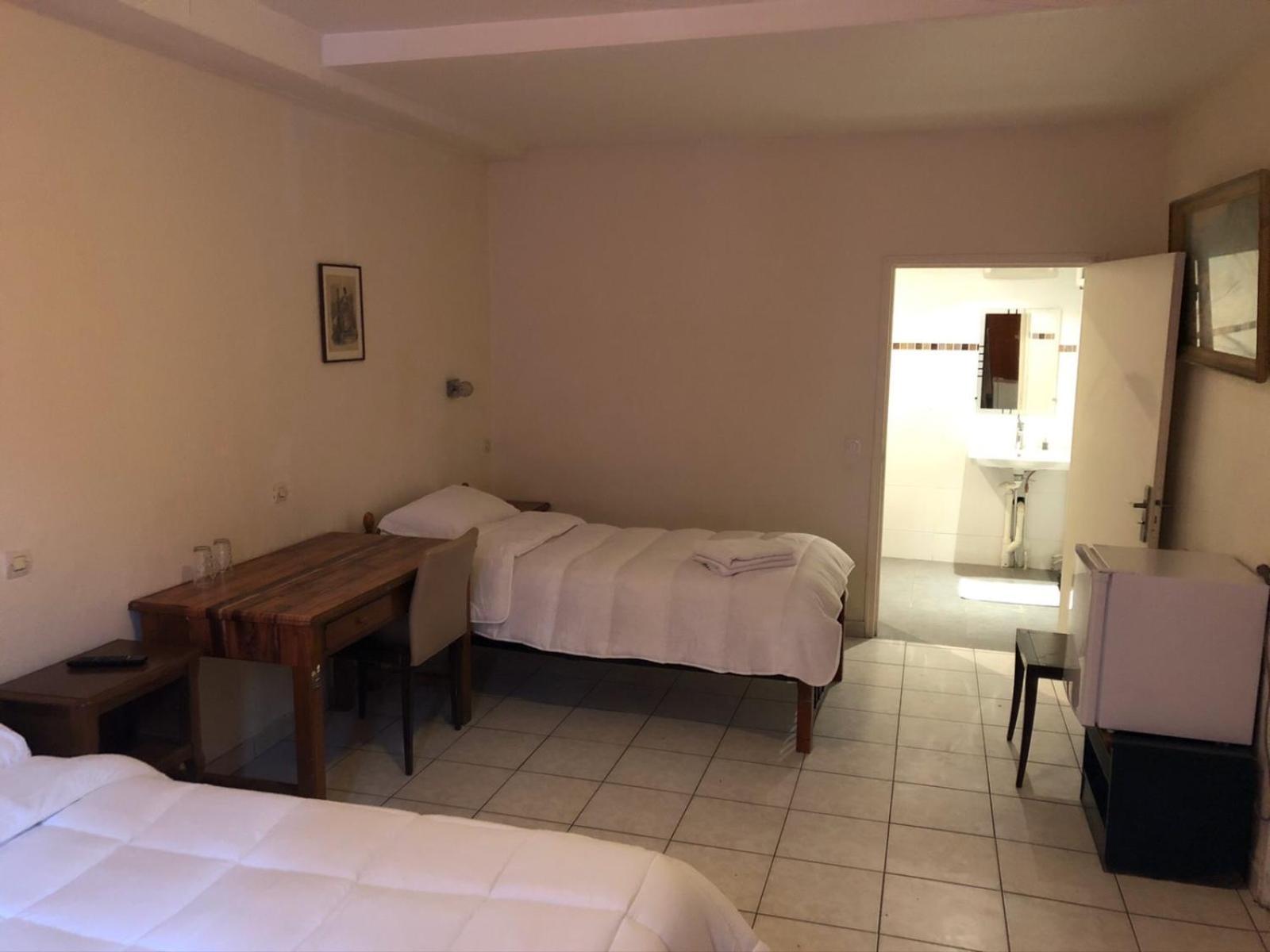 Hotel De Menilmontant Paris Eksteriør billede
